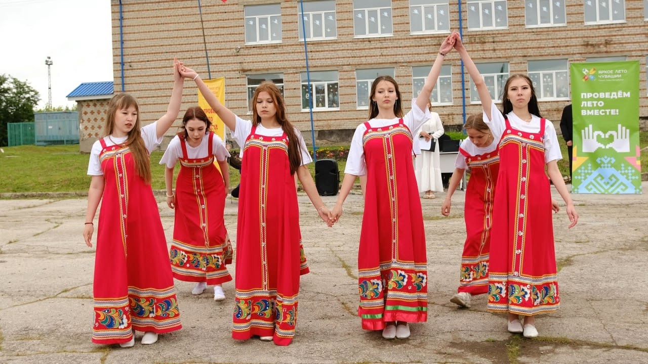 Зову тебя Россией — единственной зову!